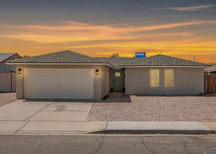 Extended Ready - Spacious 3br Wprivate Backyard