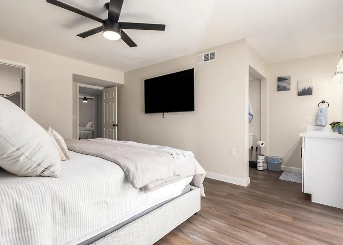 Extended Ready - Spacious 3br Wprivate Backyard Mesa