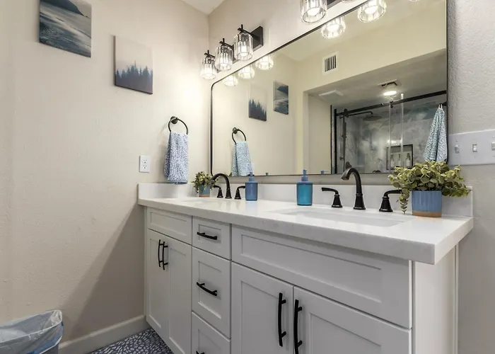 Extended Ready - Spacious 3br Wprivate Backyard Dom wakacyjny *