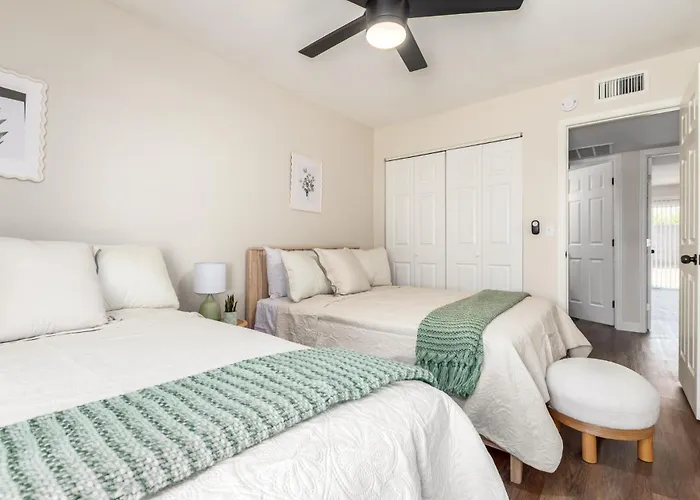 Extended Ready - Spacious 3br Wprivate Backyard *
